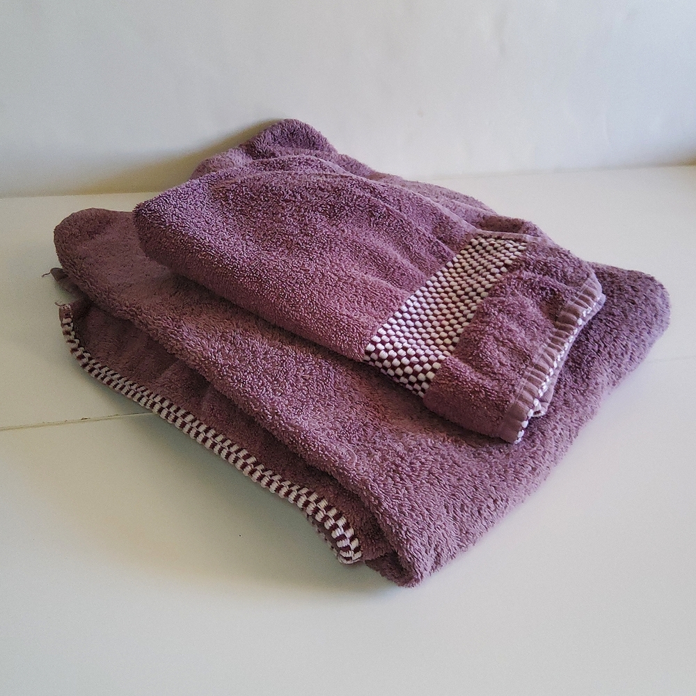 Purple Towel Set